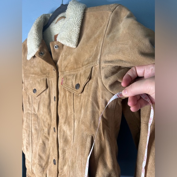 Levi’s tan suede with sherpa lining jacket / S - Picture 6 of 8